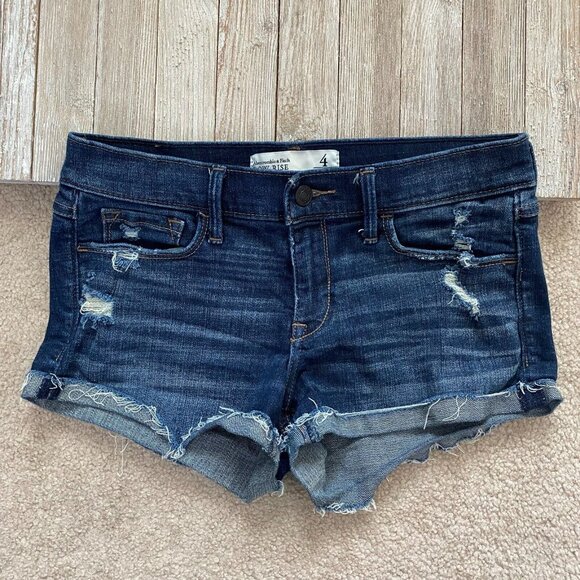 Abercrombie & Fitch Womens 4 / 27 Low Rise Distressed Denim Fringe Cuffed Short - Picture 7 of 11